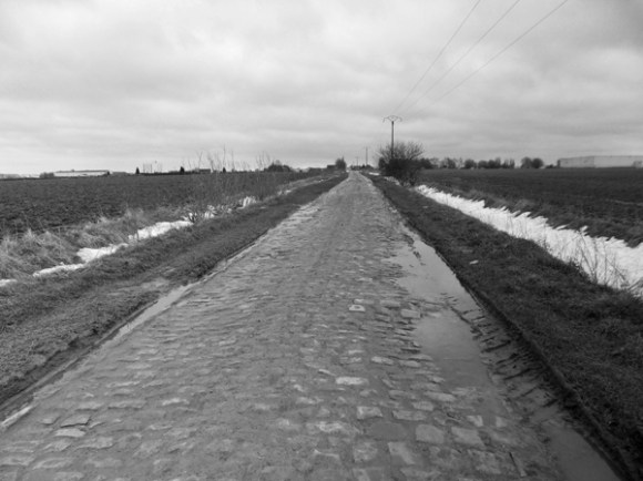 Chemin pavé - Nomain