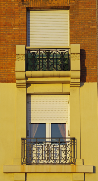 Immeuble (détail balcon) - Le Havre - Véloroute de la côte d'albâtre