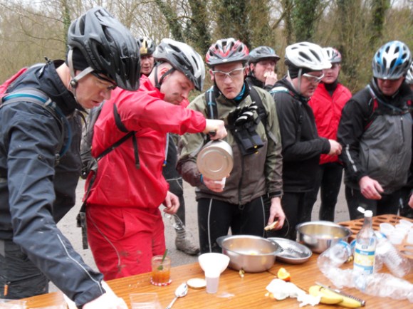 Ravitaillement  VTT - Randonnée du bois des dames Gosnay 2014
