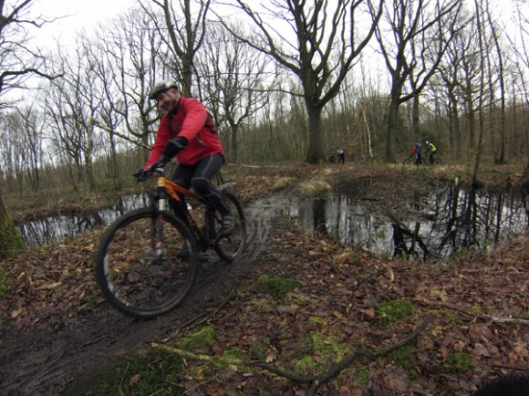 Cyclistes VTT - Randonnée du bois des dames Gosnay 2014