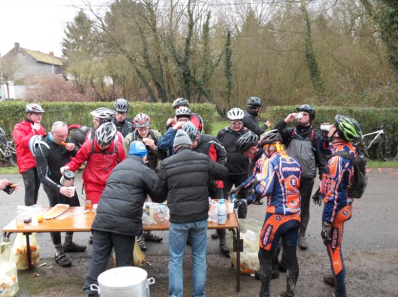 Ravitaillement  VTT - Randonnée du bois des dames Gosnay 2014
