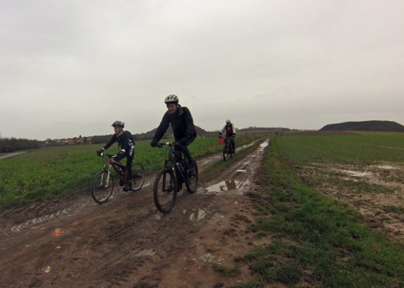 Cyclistes VTT - Randonnée du bois des dames Gosnay 2014