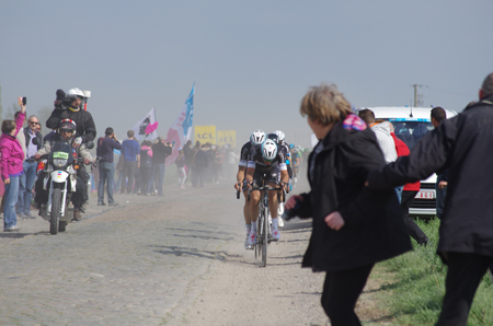 Paris Roubaix 2014 - Pavé de Gruson - cyclistes