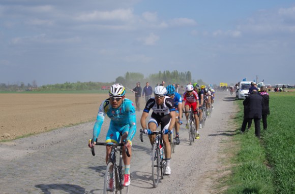 Paris Roubaix 2014 - Pavé de Gruson - cyclistes