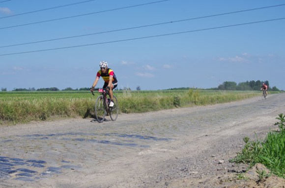 Paris Roubaix Cyclo 2014 - Pavé de Gruson - Cyclistes
