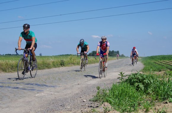 Paris Roubaix Cyclo 2014 - Pavé de Gruson - Cyclistes