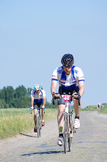 Paris Roubaix Cyclo 2014 - Pavé de Gruson - Cyclistes