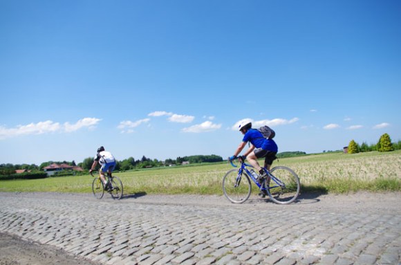 Paris Roubaix Cyclo 2014 - Pavé de Gruson - Cyclistes