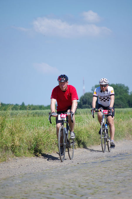 Paris Roubaix Cyclo 2014 - Pavé de Gruson - Cyclistes