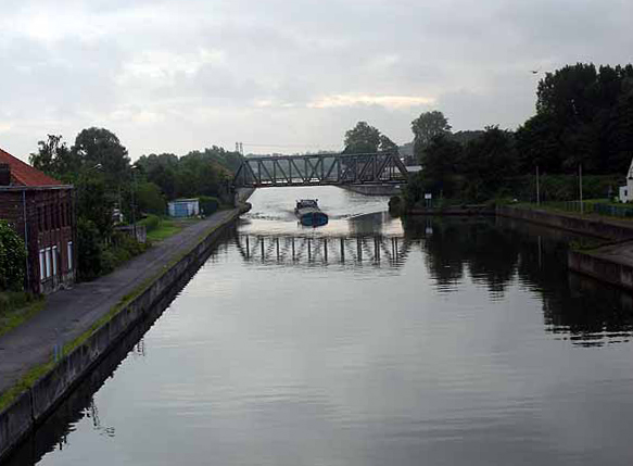 Canal - Le dormeur du Val