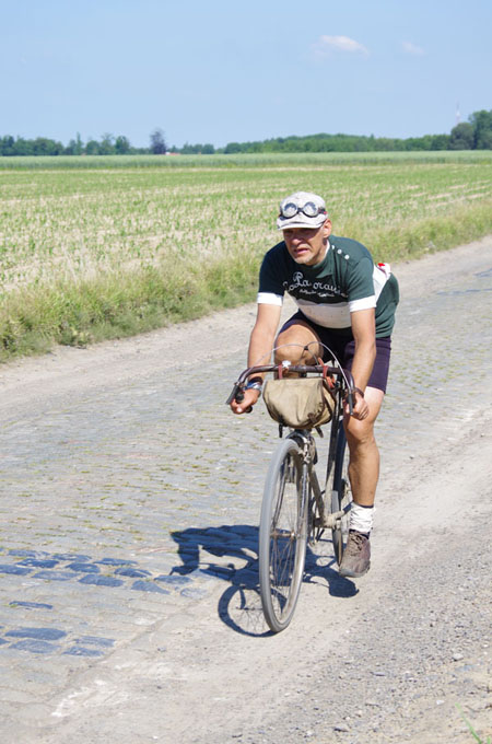 Paris Roubaix Cyclo 2014 - Pavé de Gruson - Cyclistes