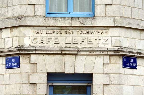 Enseigne Mont Saint Eloi - Le dormeur du Val