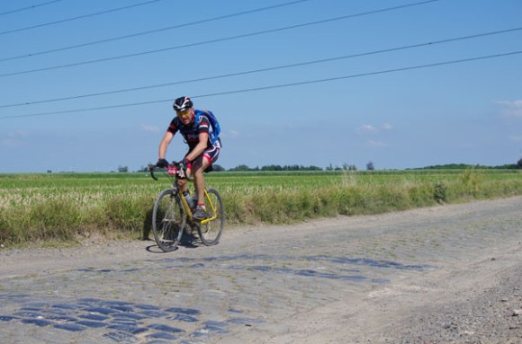Paris Roubaix Cyclo 2014 - Pavé de Gruson - Cyclistes