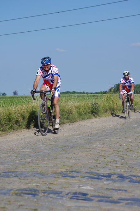 Paris Roubaix Cyclo 2014 - Pavé de Gruson - Cyclistes