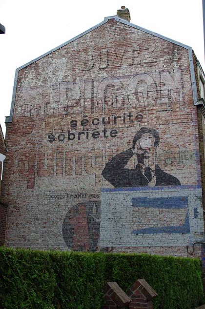 Mur peint - Arras Grand Place - Le dormeur du val