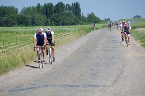 Paris Roubaix Cyclo 2014 - Pavé de Gruson - Cyclistes