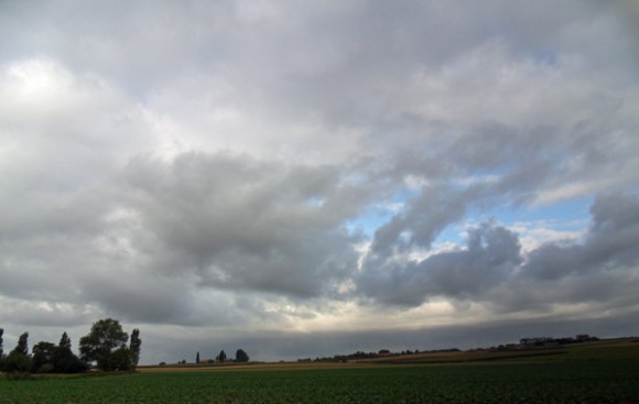 Ciel tourmenté près de Neuwkerque