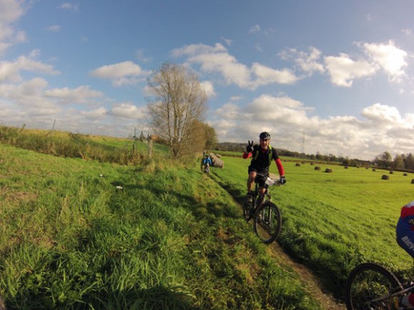 Entre deux monts - Pottes 201478