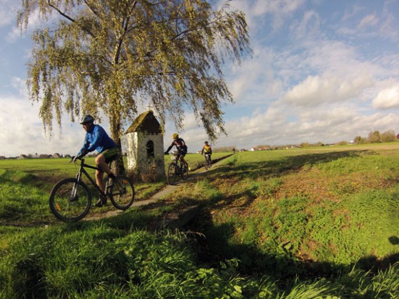 Entre deux monts - Pottes 201490