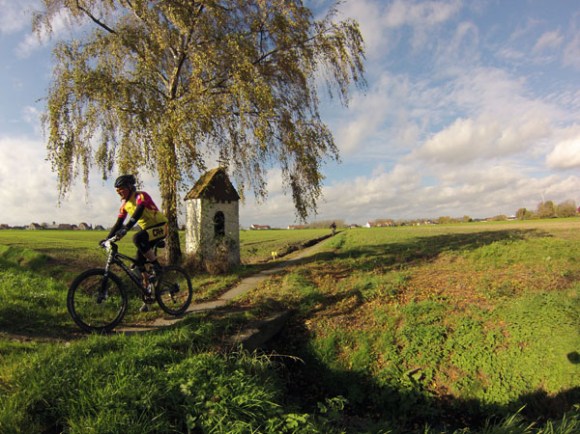 Entre deux monts - Pottes 201492