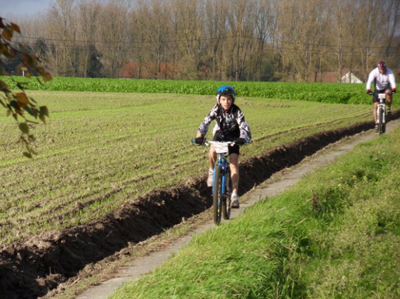 SAMSUNG DIGITAL CAMERA