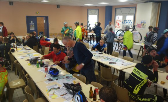 Des Weppes à l'Artois - Rafindhem 2015 Arrivée