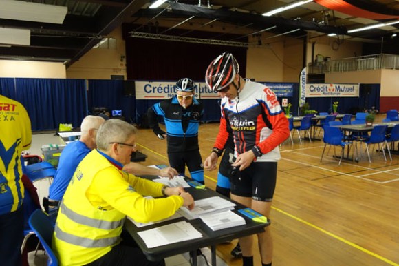 Randonnee en bleu et jaune 2016 1